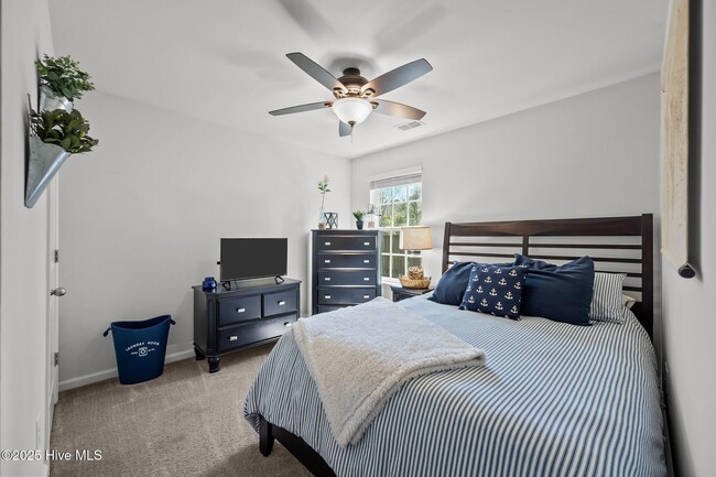 Building Photo - 387 High Ridge Ct