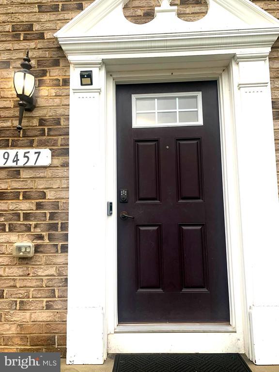 Building Photo - 9457 Virginia Jane Way