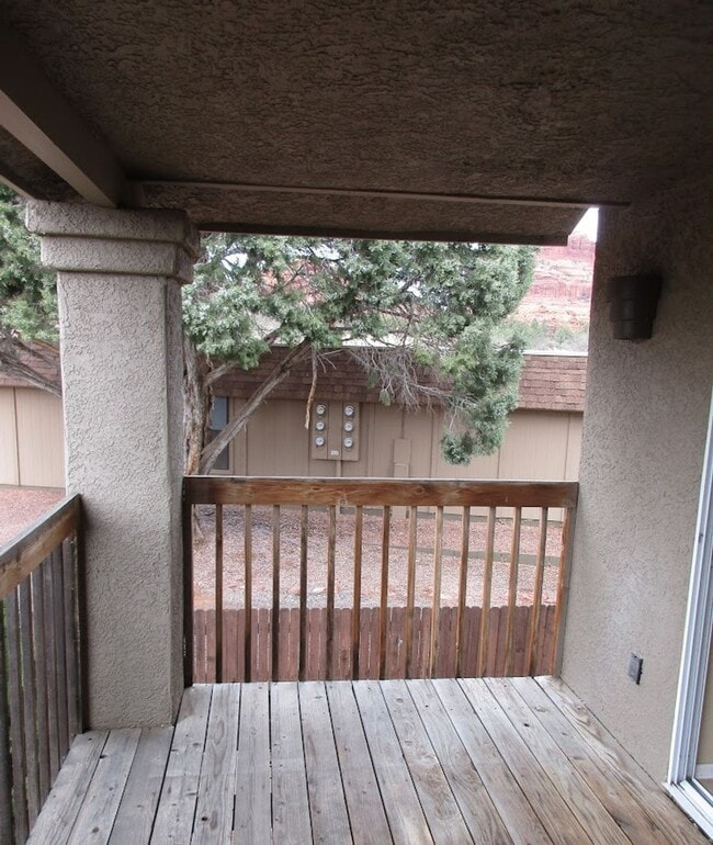 Building Photo - Unfurnished, 1-year long-term rental