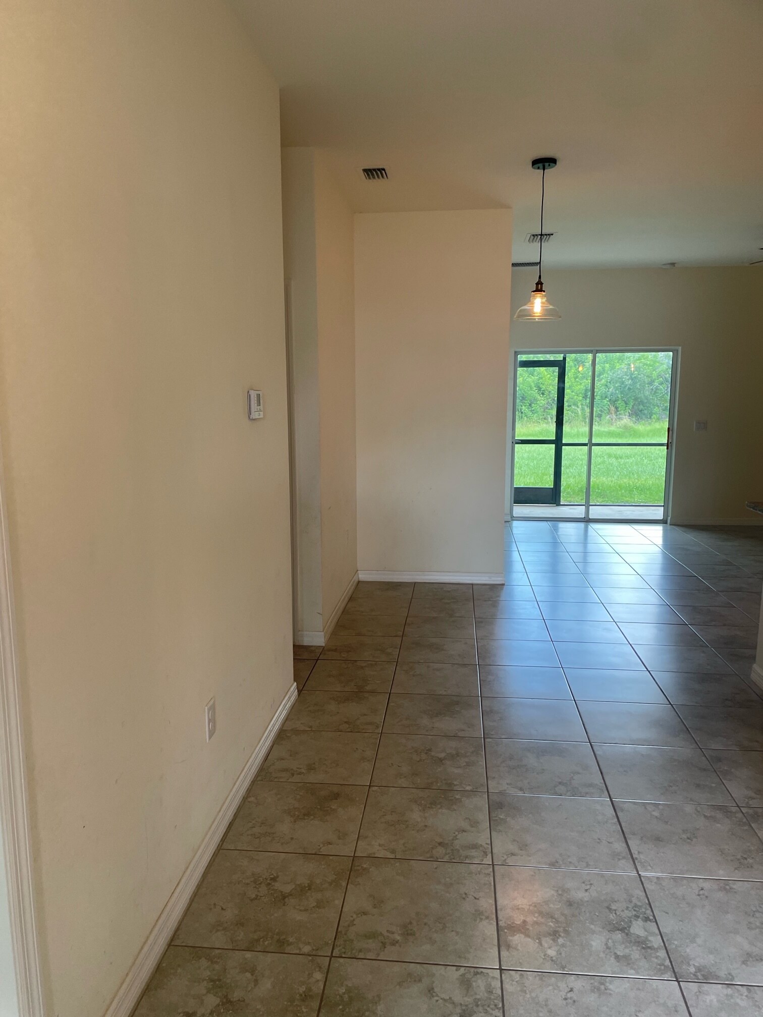 Building Photo - 24484 Zephyr Ct