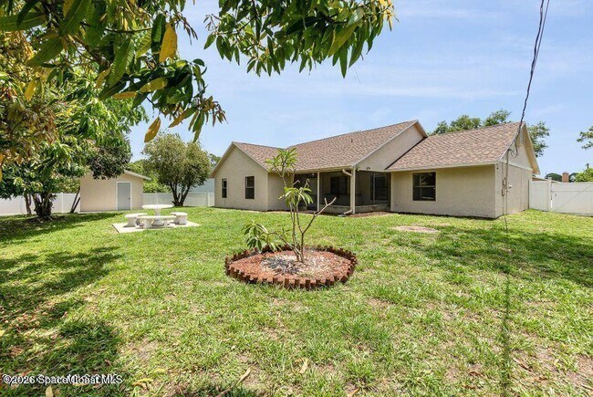 Building Photo - 1040 Big Horn Cir NW