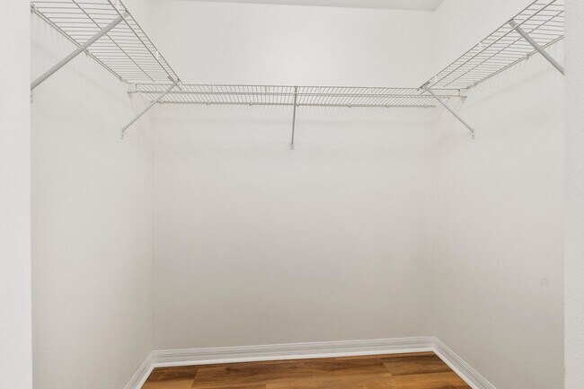 Building Photo - 2466 SE Renick Ave