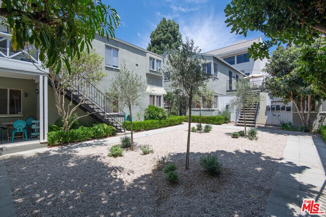 Building Photo - 9025 Rangely Ave