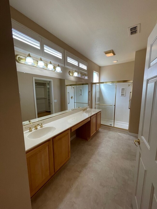 Building Photo - BEAUTIFUL DEL WEBB 55+ ADULT COMMUNITY TAH...