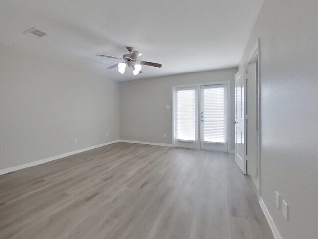 Building Photo - 432 Palomino Stand Dr