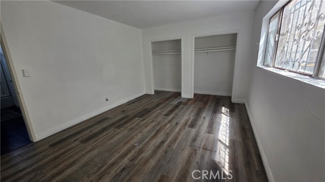 Building Photo - 3856 W 113th St