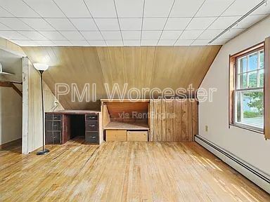 Building Photo - 178 Massasoit Rd