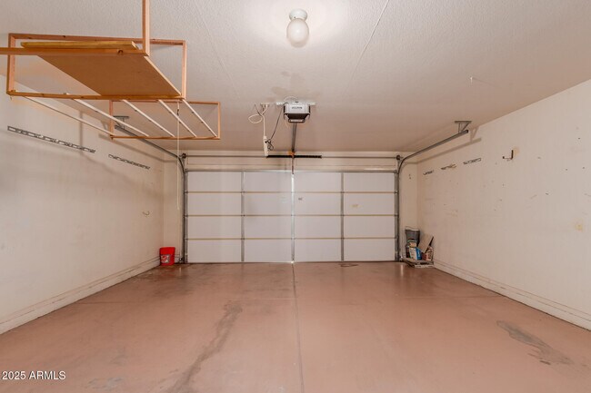 Building Photo - 14588 W Bison Path