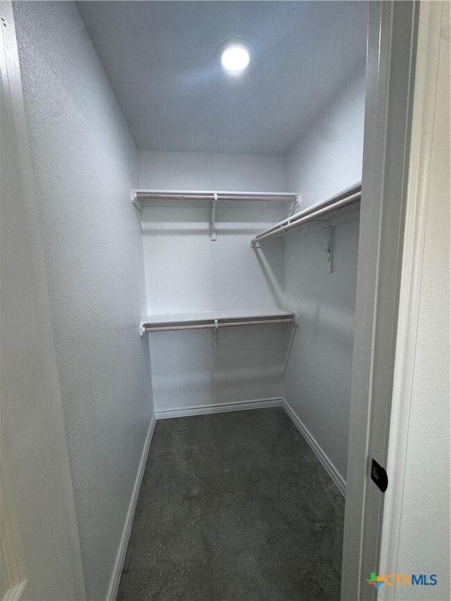 Building Photo - 209 Elbert Ln