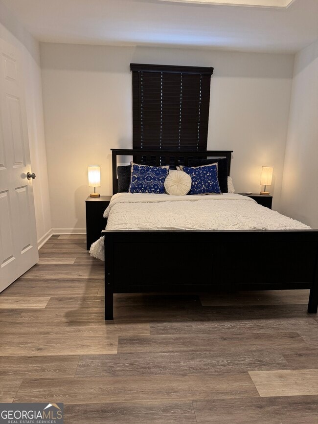 Building Photo - 1014 Curran St NW