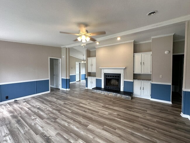 Building Photo - 4625 Canary Way