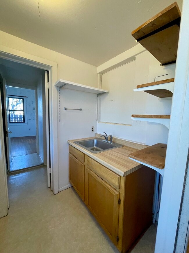 Building Photo - Girard UNM