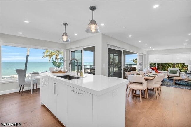 Building Photo - 9517 Gulf Shore Dr
