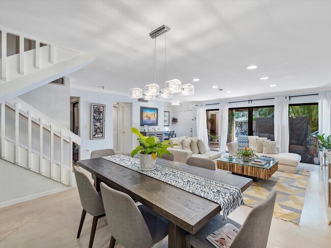 Building Photo - 9001 SW 94th St