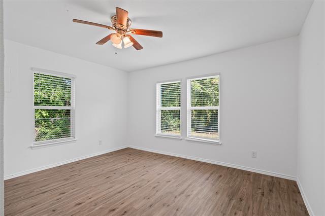 Building Photo - 307 Soward Ave