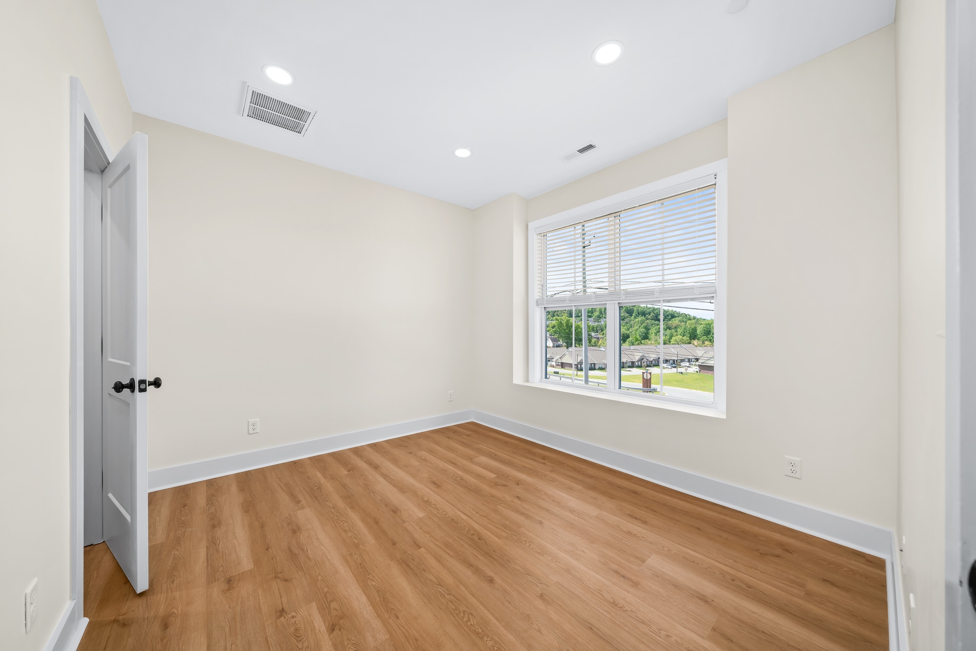 Building Photo - 1423 Spring Pointe Ln