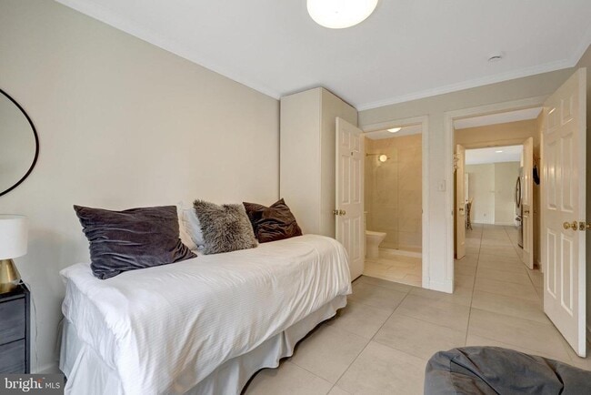 Building Photo - 6305 Dunaway Ct