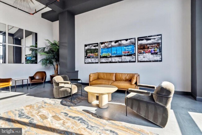 Building Photo - 2143 E Lehigh Ave