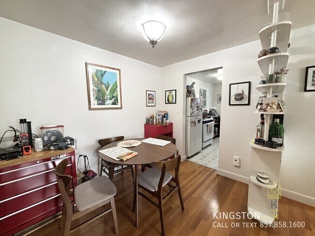 Building Photo - 47 Broadway-9R