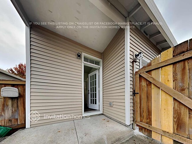 Building Photo - 8416 16th Ave SE