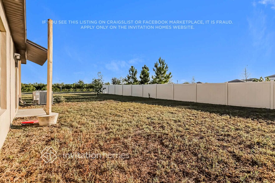Building Photo - 15604 Greenleaf Bay St