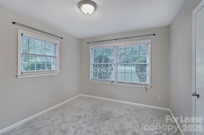 Building Photo - 218 Clearbrook Rd