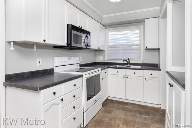 Building Photo - 1216 Cherokee Ave