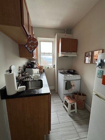 Building Photo - 18 Kilmarnock St