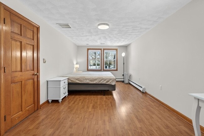 Building Photo - 23 Cady St