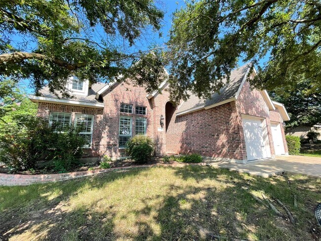 Building Photo - 2605 Tumbling River Dr