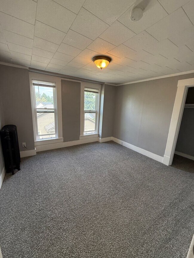 Building Photo - 1304 Ellis St