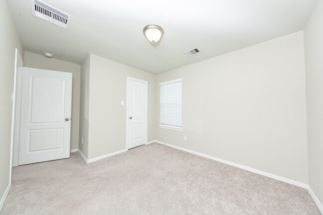 Building Photo - 31303 Palomino Ranch Path
