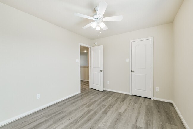Building Photo - 12638 Silver Winter Trl