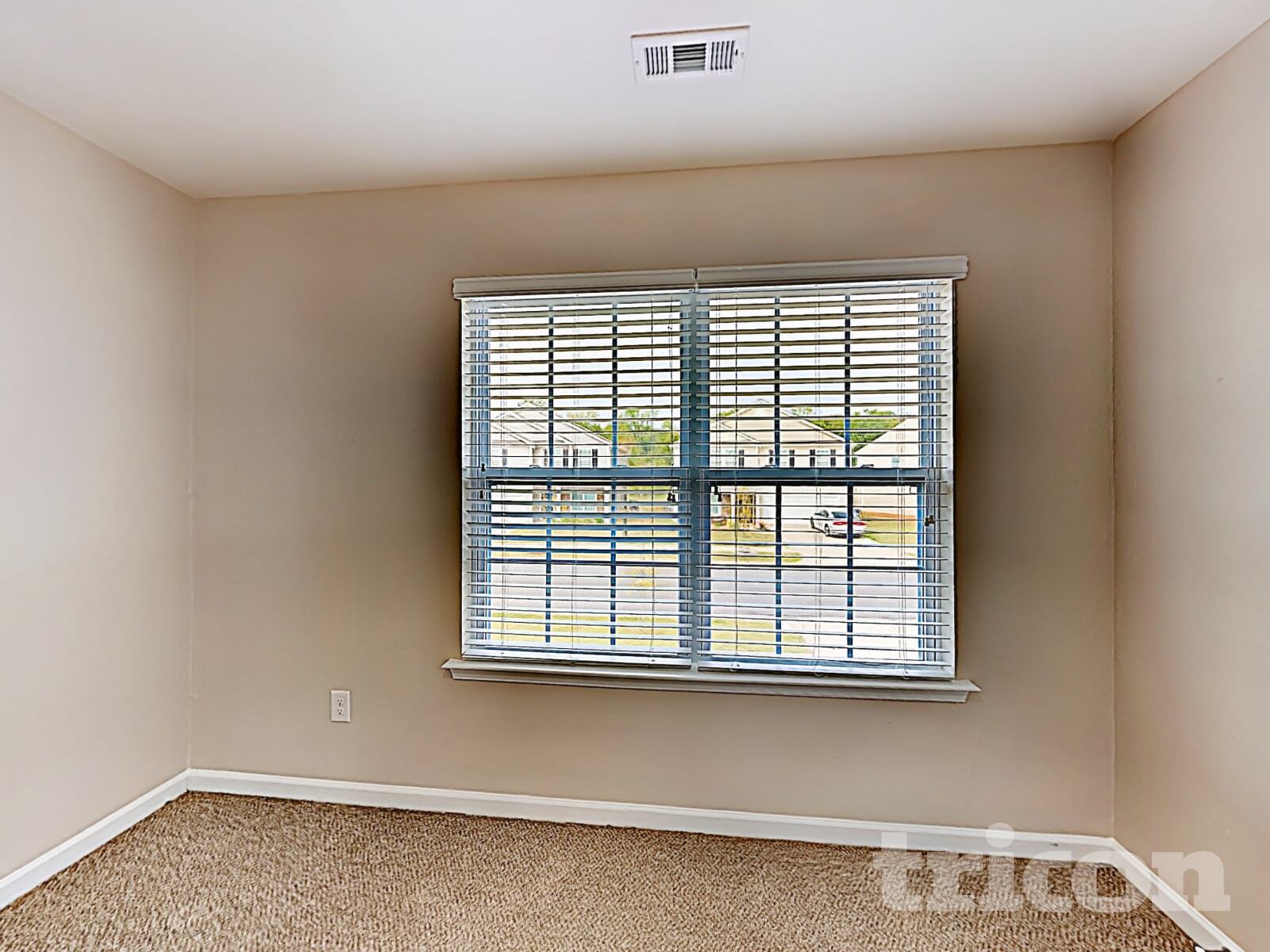 Building Photo - 2414 Dewey Creek Ln