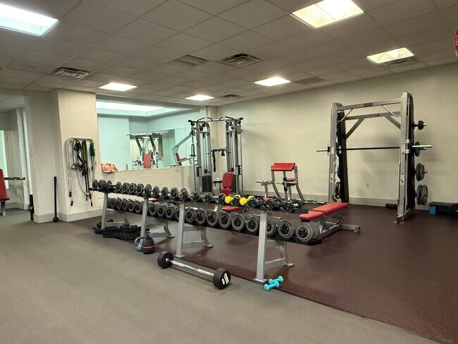 Building Photo - 50 DEY St