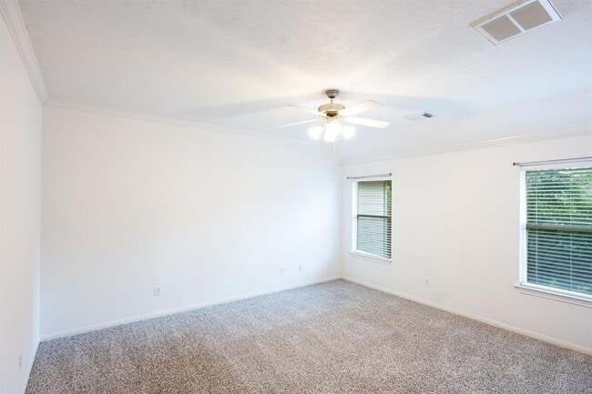 Building Photo - 23 S Burberry Park Cir