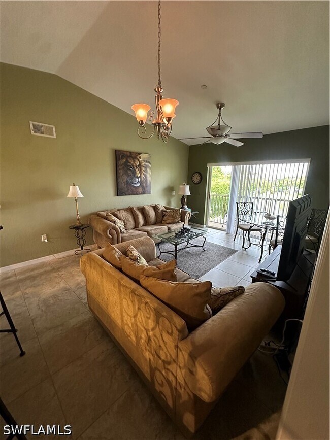 Building Photo - 8264 Key Royal Cir