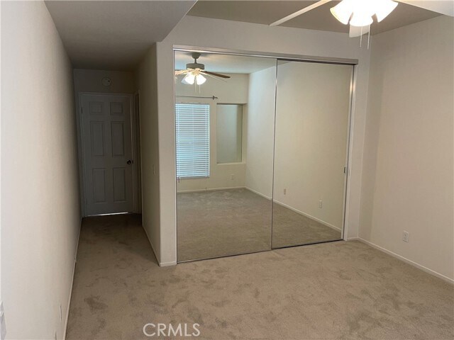 Building Photo - 6 Vía Contento