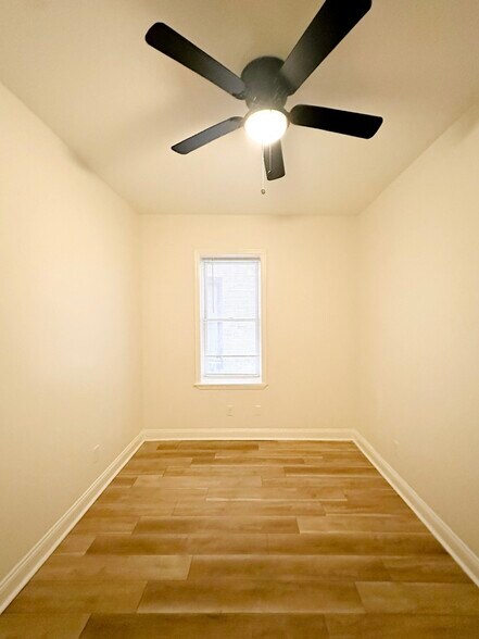 Building Photo - 2747 Armand Pl