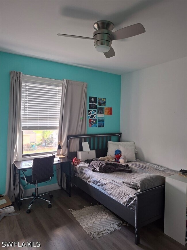 Building Photo - 2360 Burton Ave