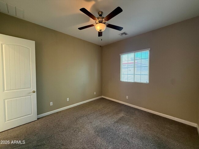 Building Photo - 1367 S Country Club Dr