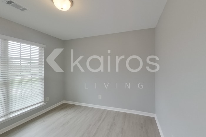 Building Photo - 139 Hideaway Ln