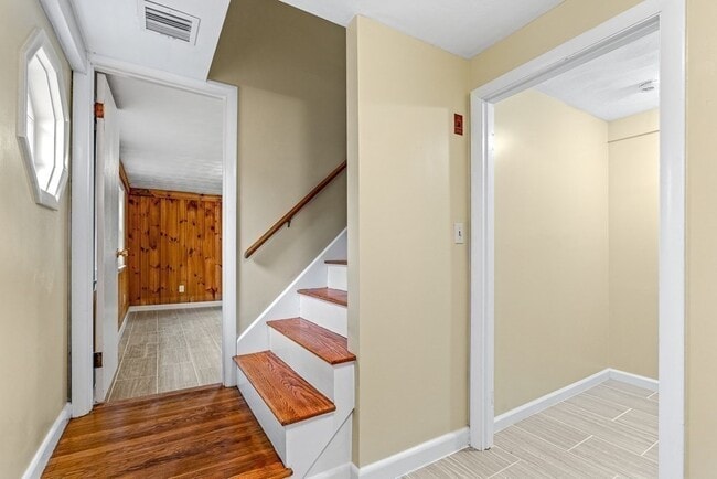 Building Photo - 74 Heywood Ave