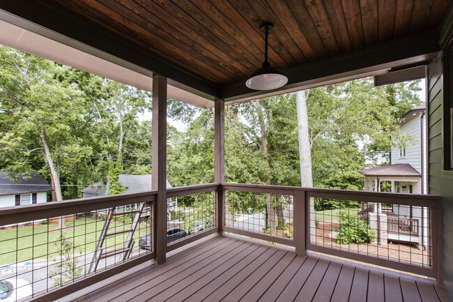 Building Photo - 132 Flint St