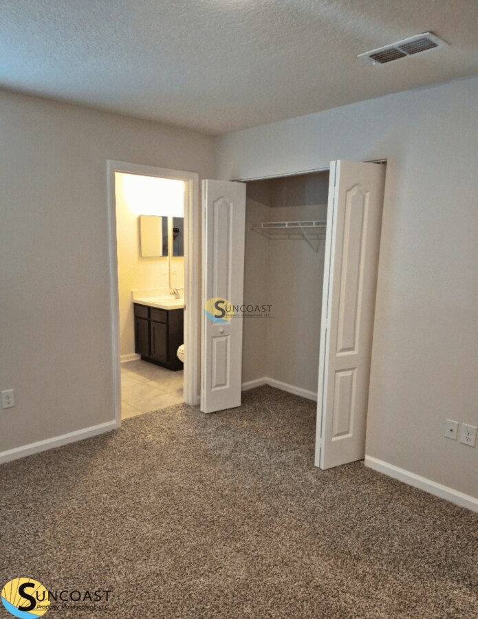 Building Photo - 7601 Legacy Trl
