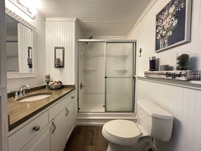 Building Photo - 4404 Echo Springs Dr