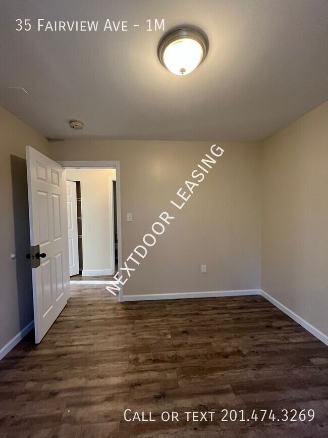 Building Photo - 35 Fairview Ave