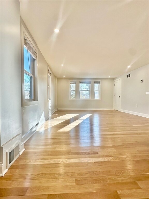 Building Photo - 100 Gladeside Ave
