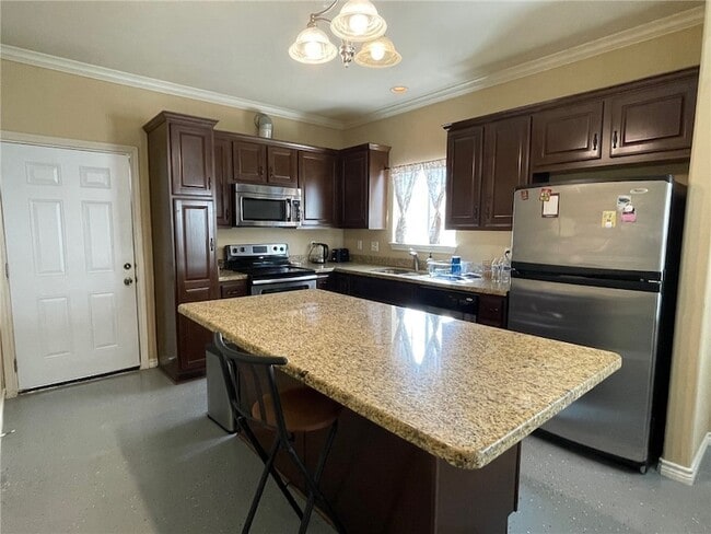 Building Photo - 6909 Appomattox Dr