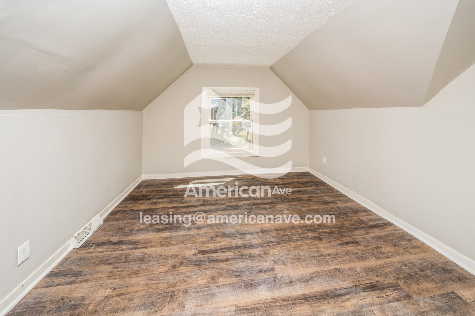 Building Photo - 306 W Matson Ave